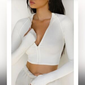 Joah Brown Zip-Up Long Sleeve Crop Top
